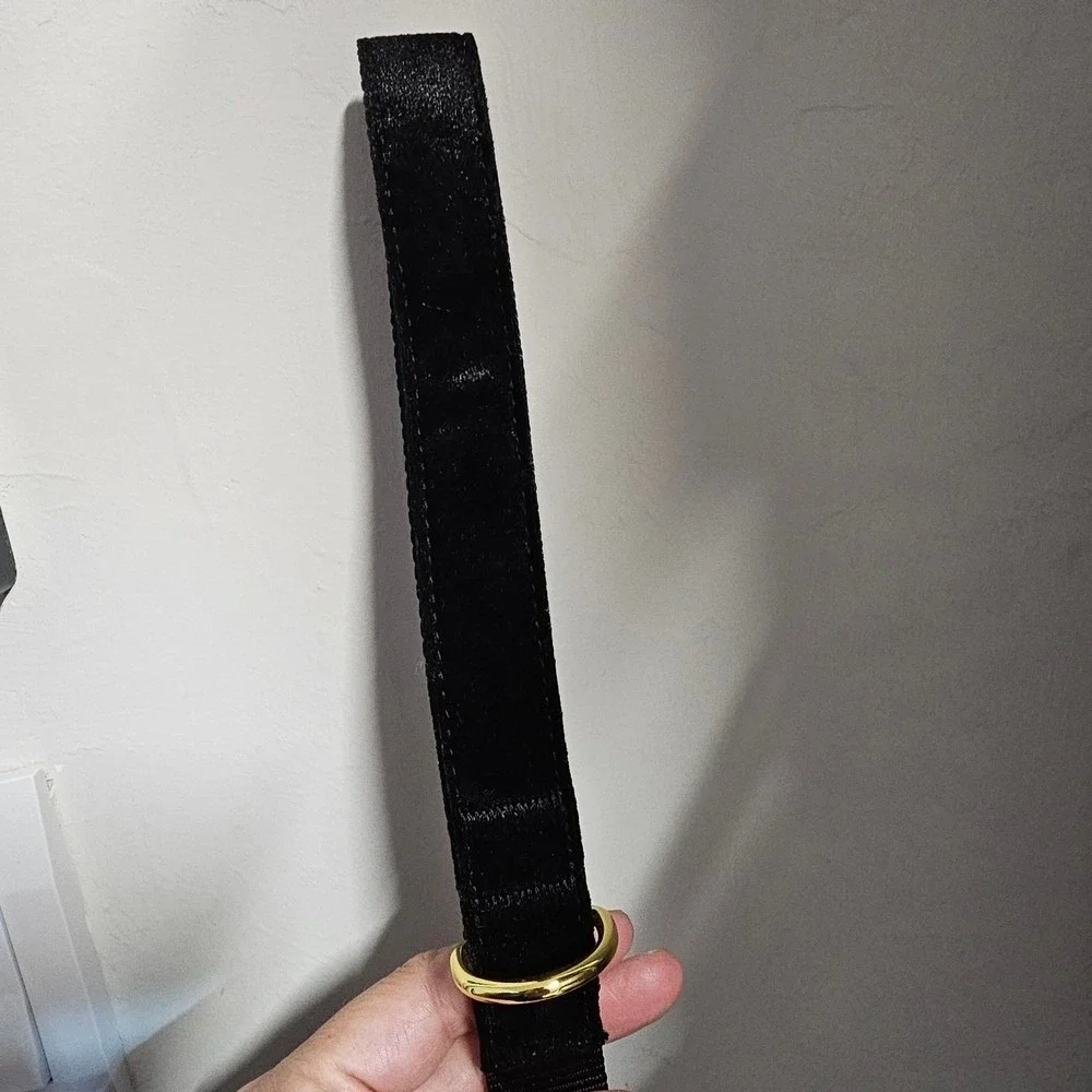 Bootique Black Velvet Dog 6 Foot‎ Lead with Gold Stud Hardware
